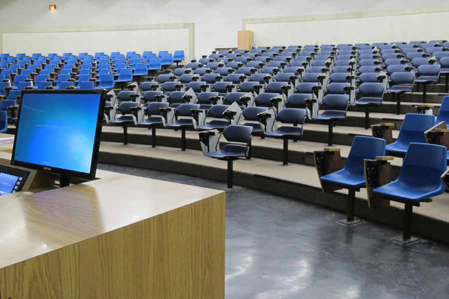 McEwen 209 Smart Classroom student chairs are arranged in rows.