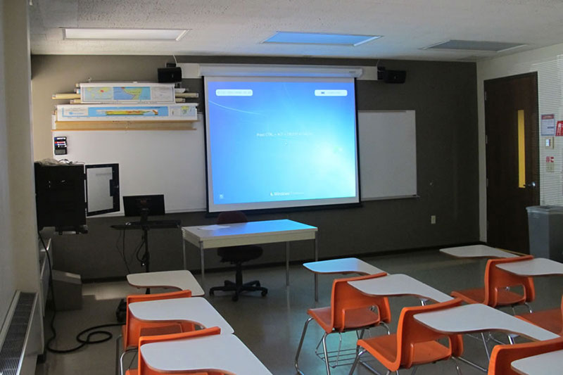 Thompson E122 Smart Classroom 2