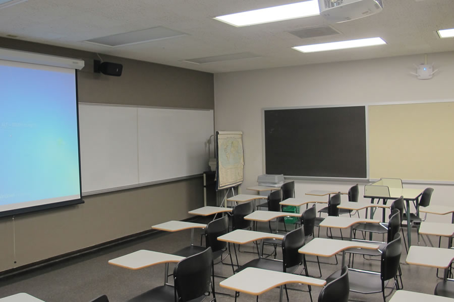 Thompson E327 Smart Classroom 2
