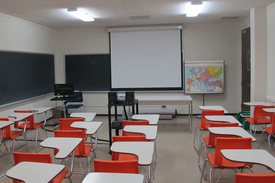 Thompson E363 Smart Classroom 3