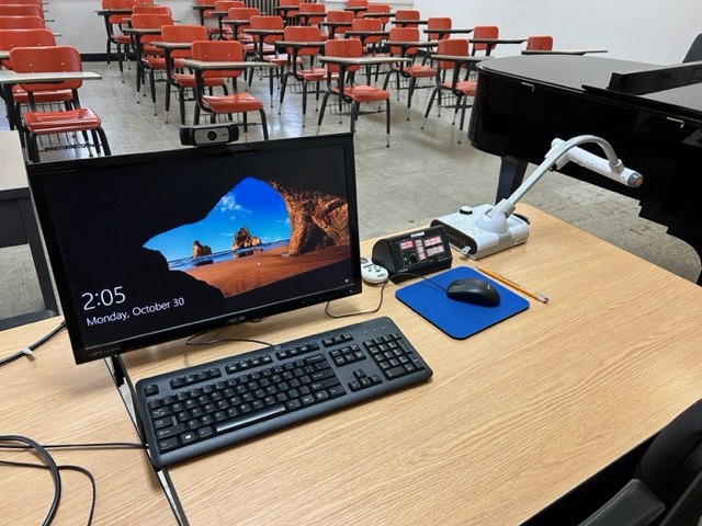 Teachers computer station with an Extron Switcher