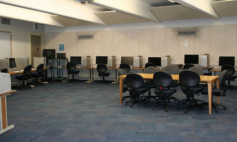 McEwen 103 Sheldon Computer Lab stations