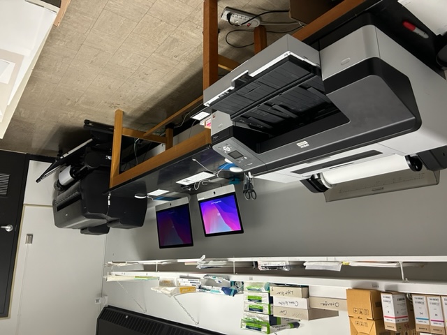 Computer lab with large printers